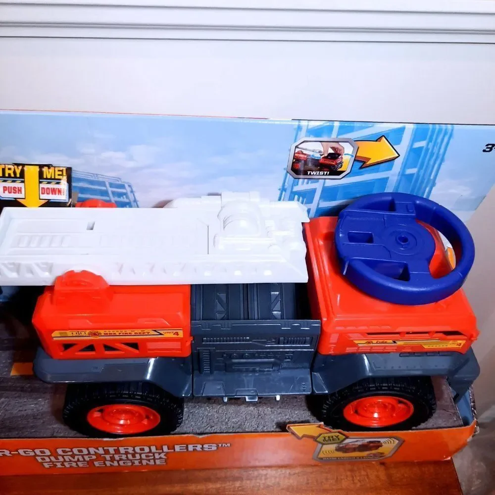 NEW Matchbox Car-Go Controllers Dump Truck Fire Engine set sounds cargo vehicles